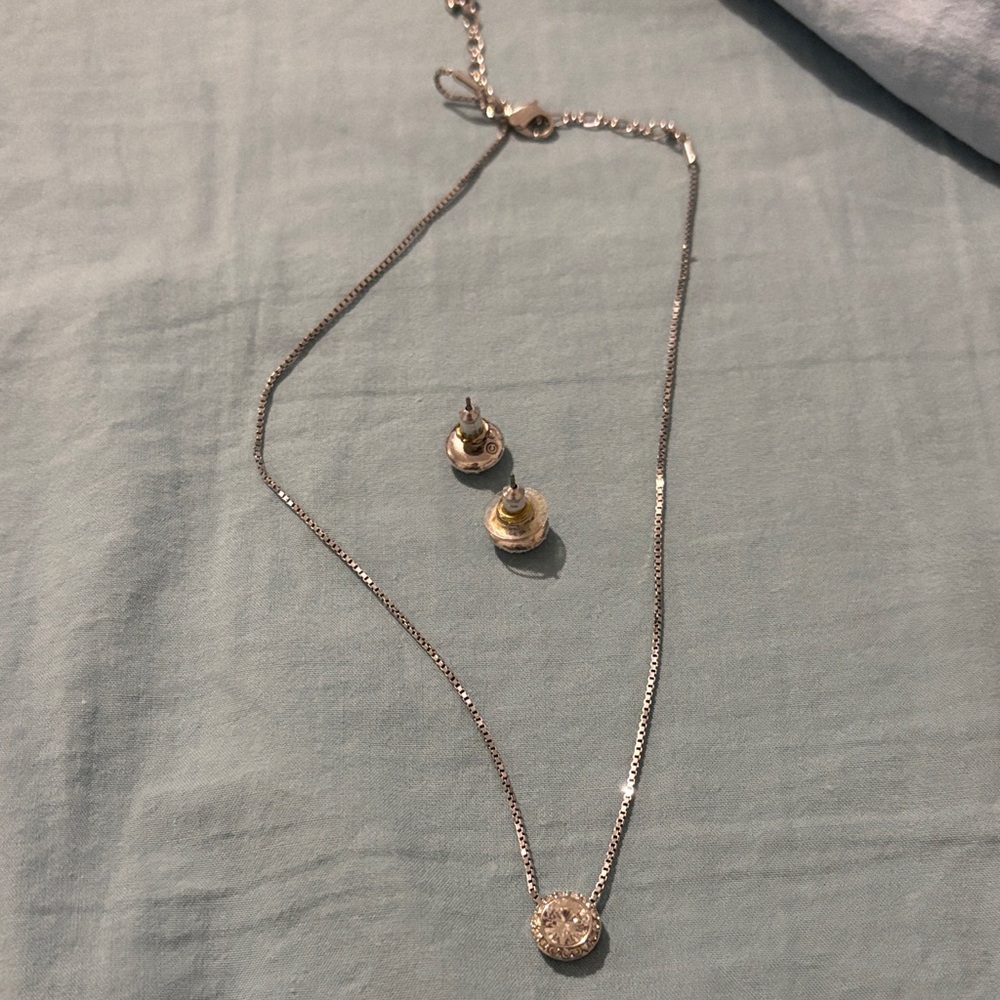 Swarovski Elegant Silver Necklace and Earring Set